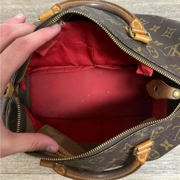 Louis Vuitton Speedy 30 Bag - Picture 10 of 10